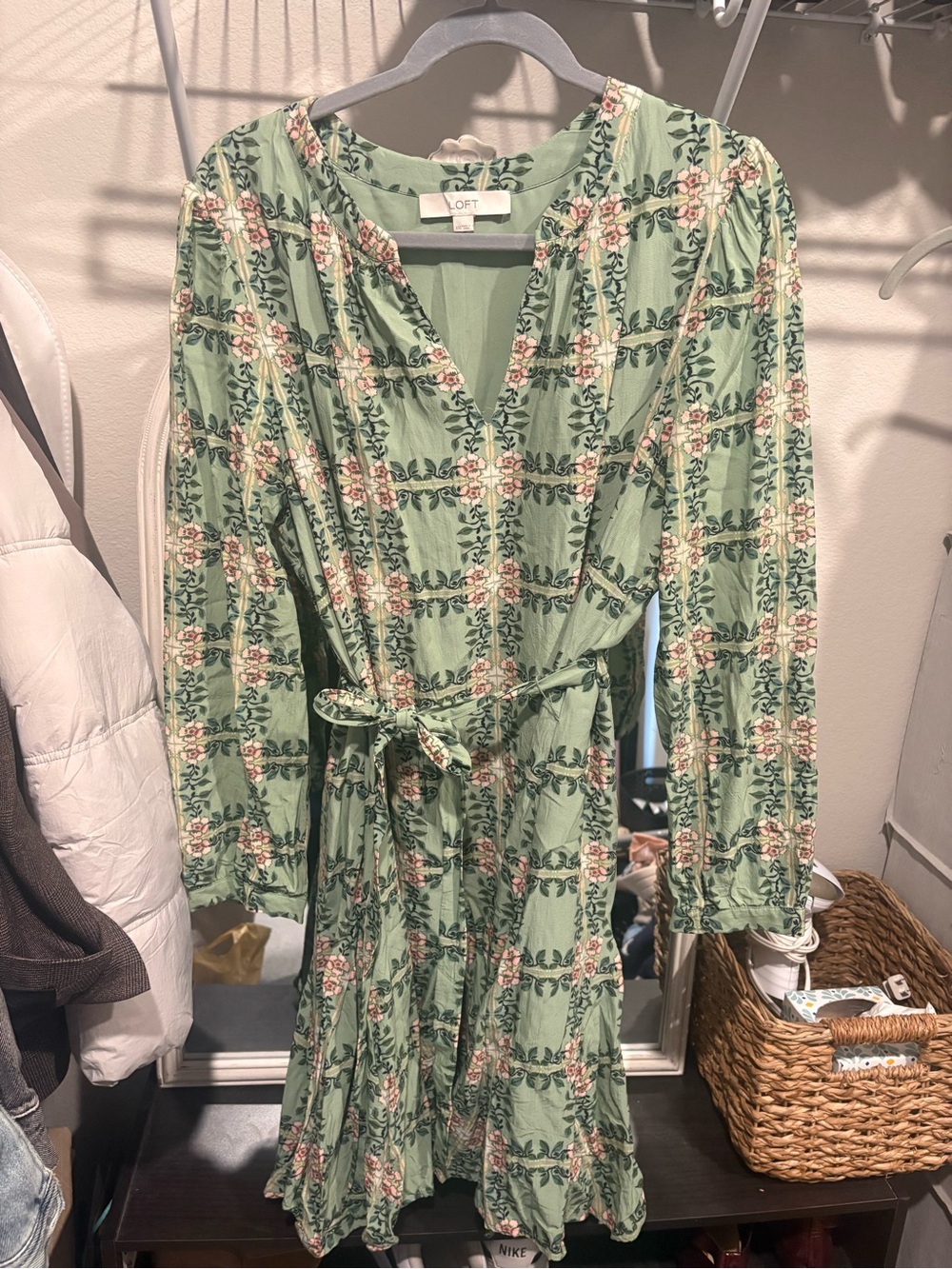 LOFT Mint Green Floral Tie-Waist Long Sleeve Dress